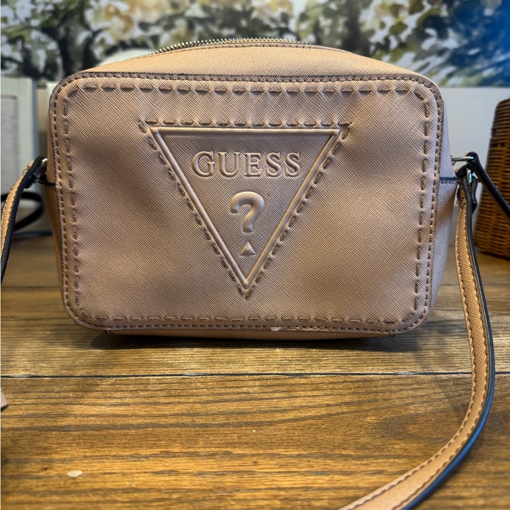 GUESS Beige Belt Bag